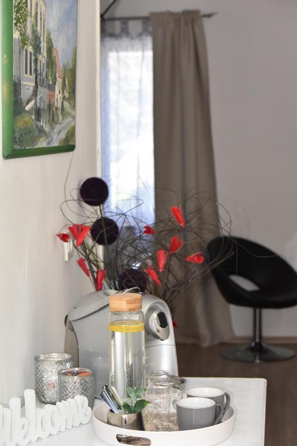 Rooms Bobic Licko Petrovo Selo Bagian luar foto